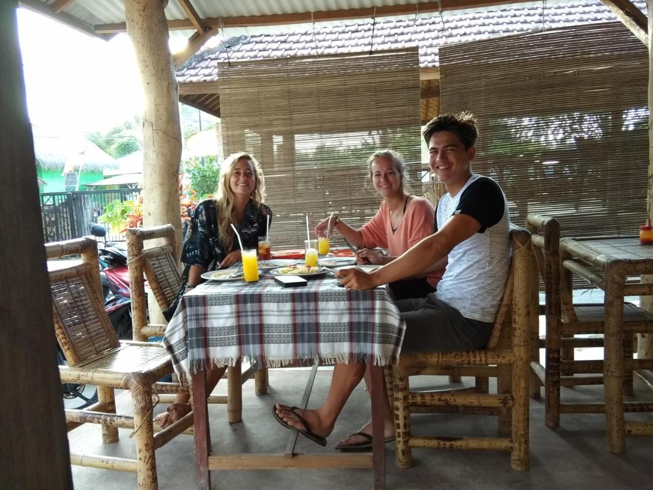 Kuta Bay Homestay Exterior foto
